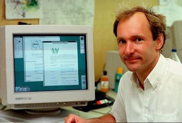 tim-berners-lee-inventor-internet-subasta-nft